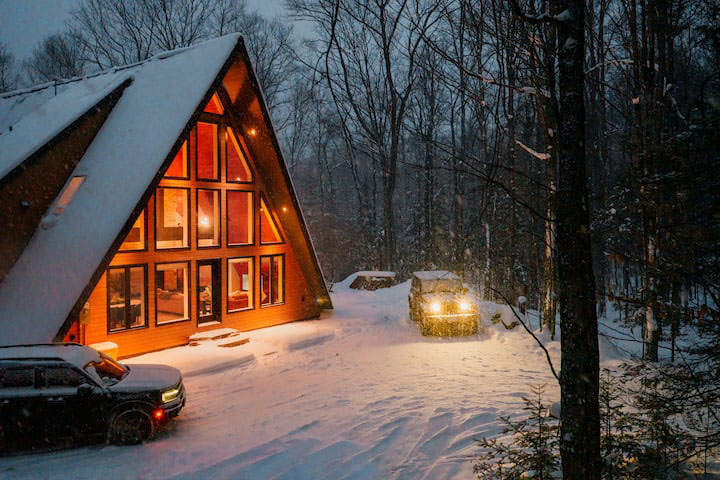 Chalet Haliburton Living Space